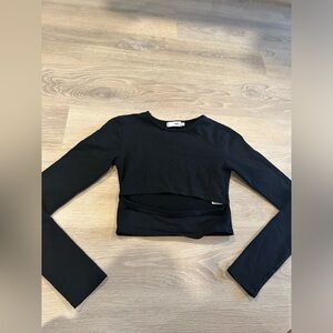 Adika Black Long Sleeve